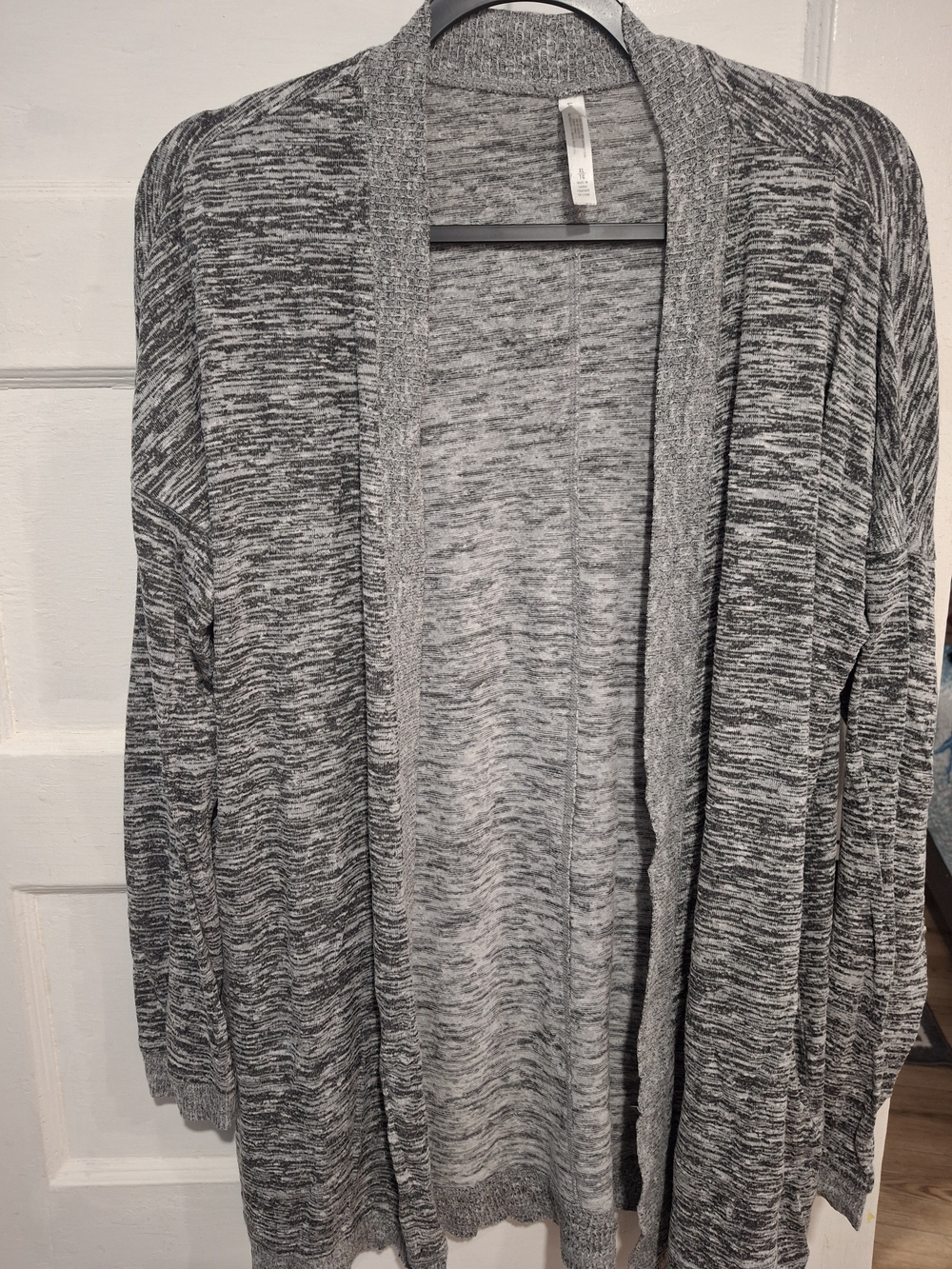 Willow & Clay Marled Black and White Open-Front Cardigan